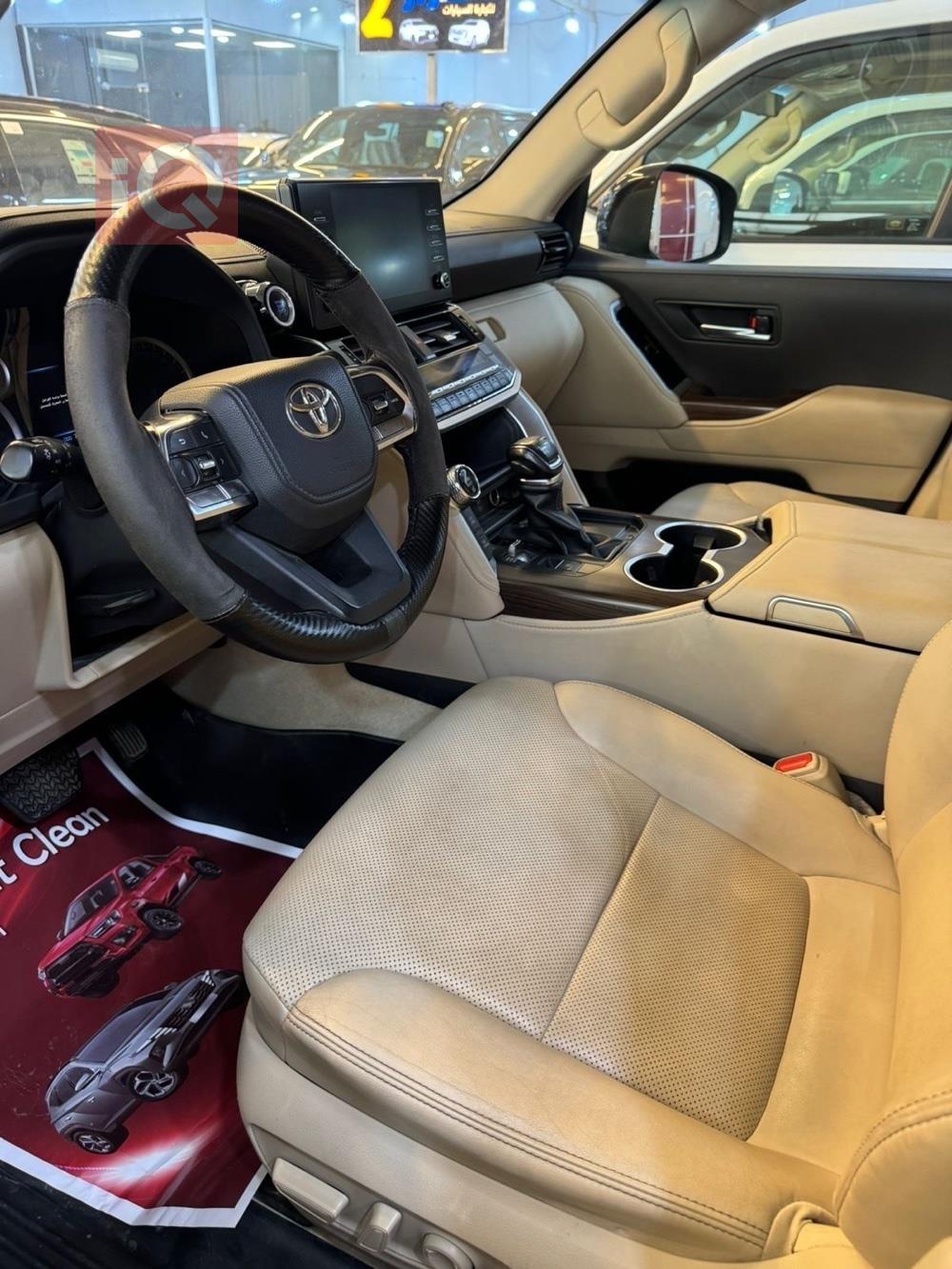 تويوتا لاندكروزر